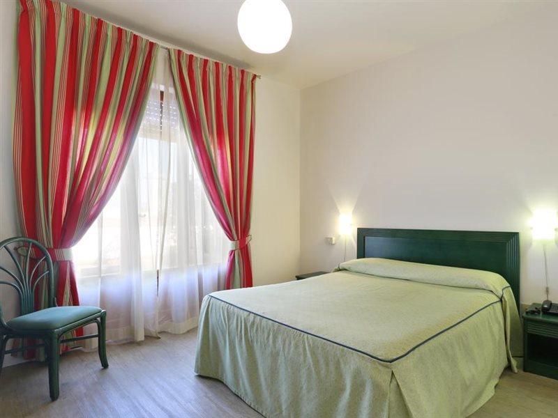 Hotel Lupori Viareggio Esterno foto