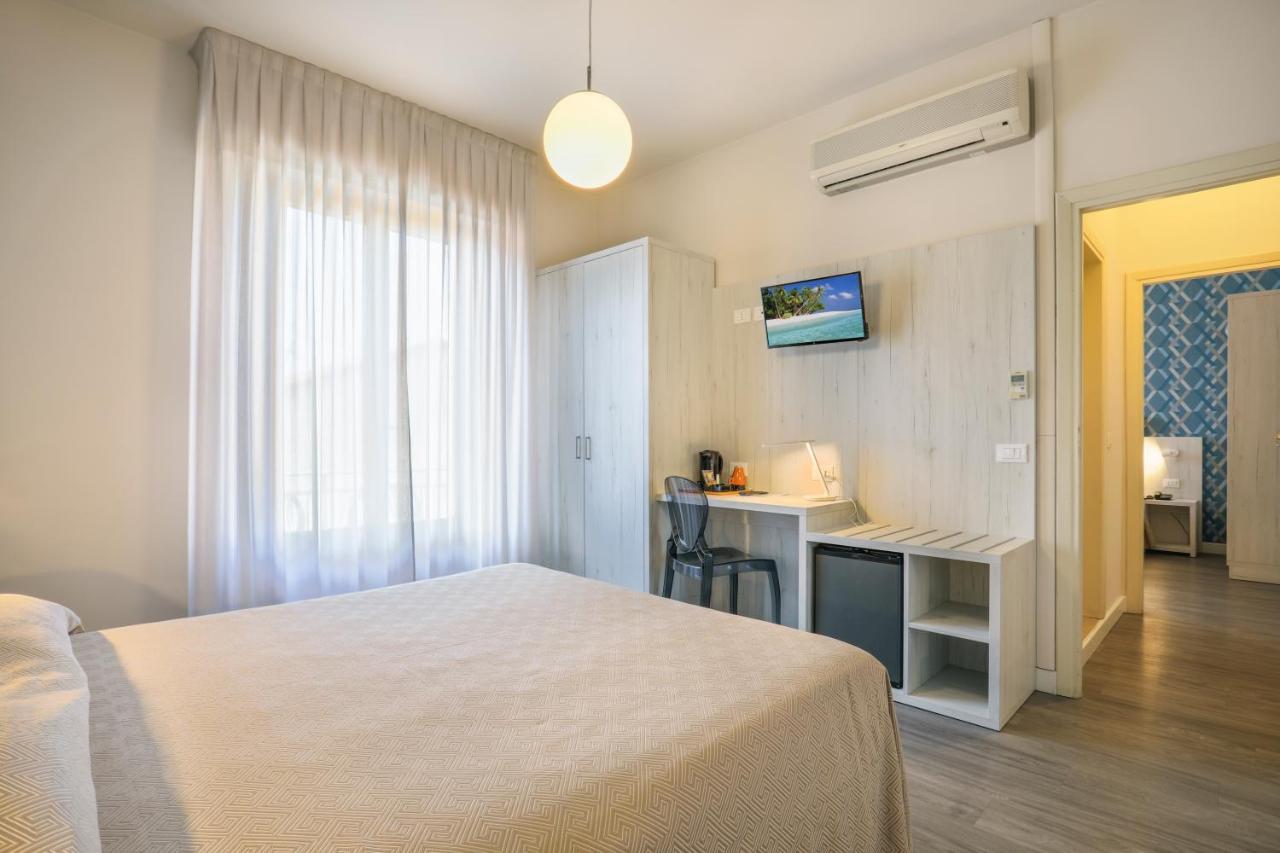 Hotel Lupori Viareggio Esterno foto