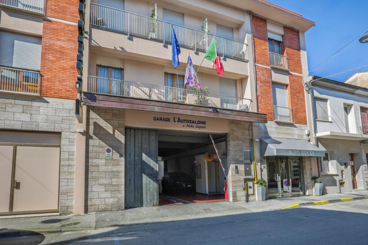 Hotel Lupori Viareggio Esterno foto