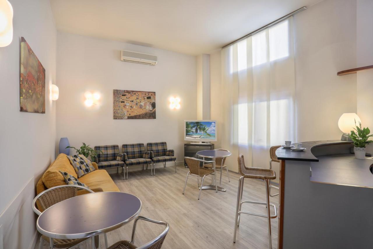 Hotel Lupori Viareggio Esterno foto