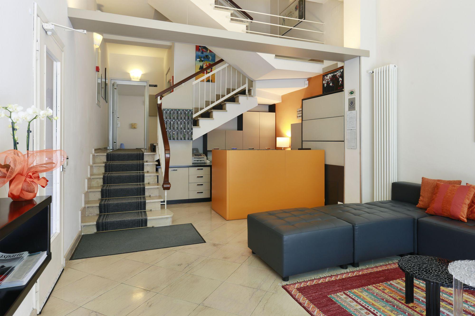 Hotel Lupori Viareggio Esterno foto