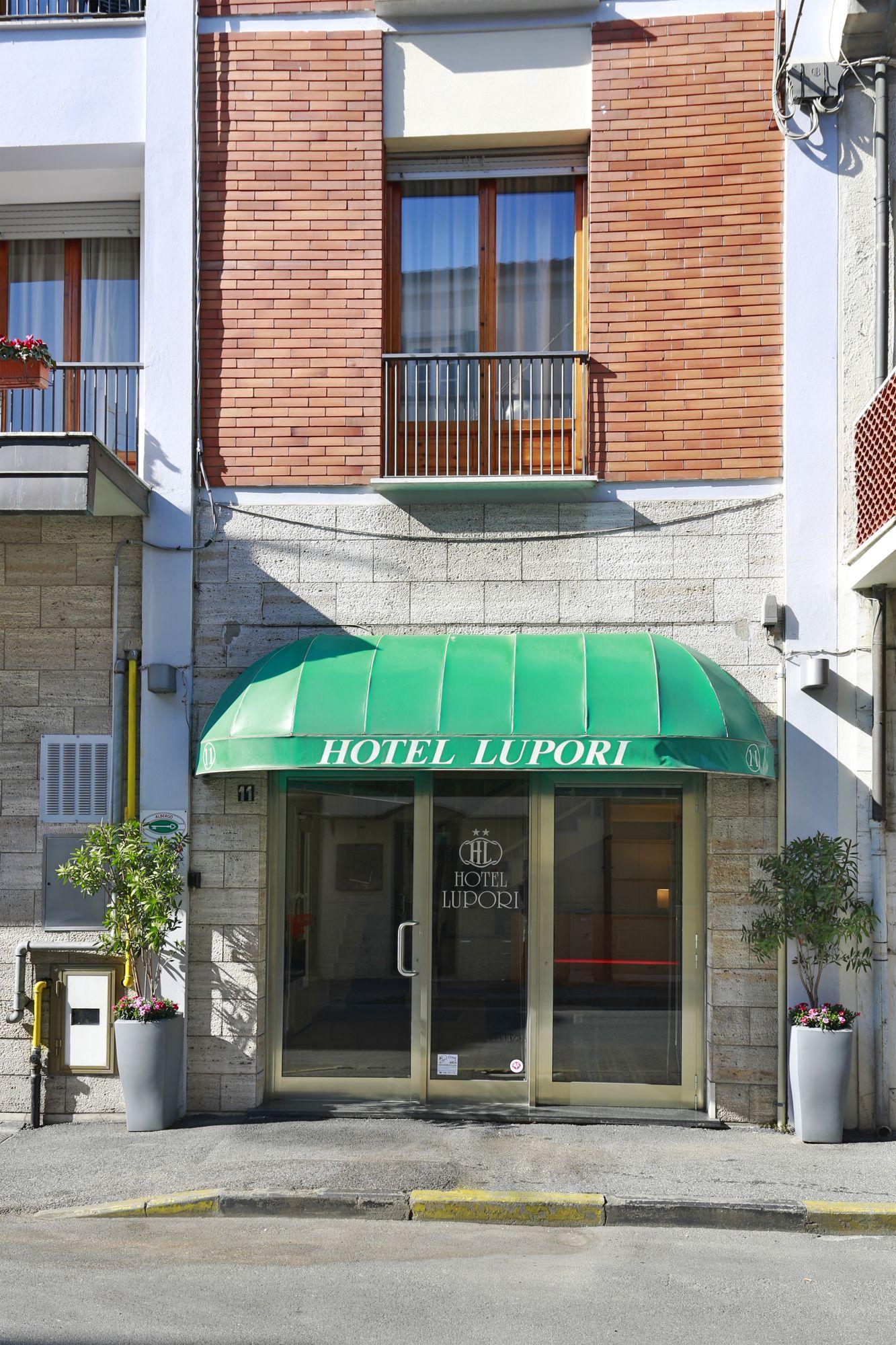 Hotel Lupori Viareggio Esterno foto