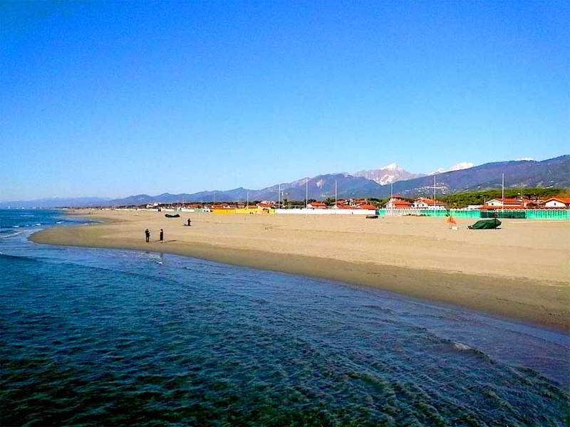 Hotel Lupori Viareggio Esterno foto