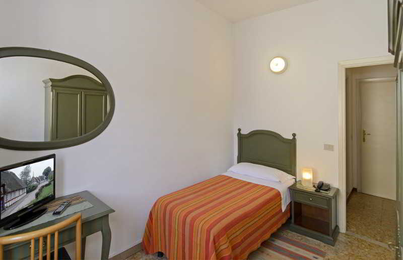 Hotel Lupori Viareggio Esterno foto