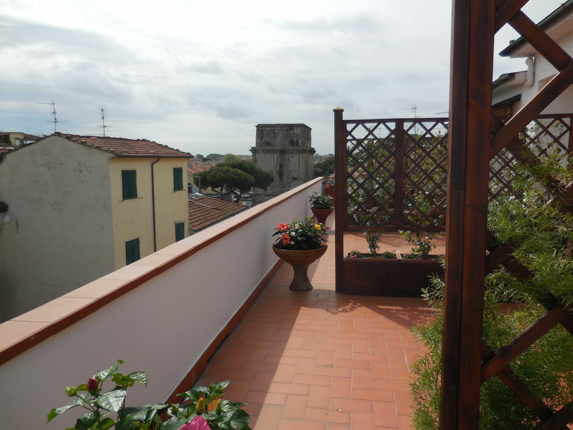 Hotel Lupori Viareggio Esterno foto